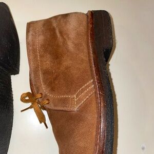 Alden Snuff Suede chukka 9D